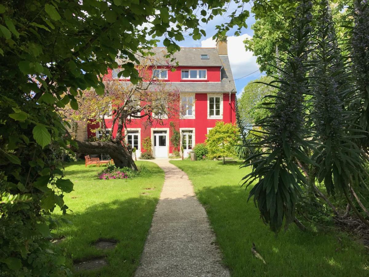 Bed and Breakfast L'Ermitage Сен-Ва-ла-Уг Екстер'єр фото